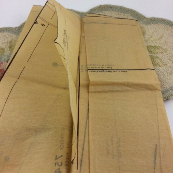 Vtg Butterick Pattern 7545 Trim Box Jacket Slim Fitted Skirt Cut 36" Bust 1950s - Picture 12 of 12